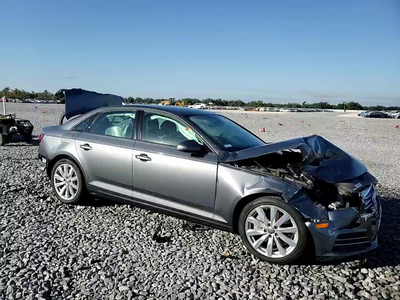 Фото: WAUANAF44HN062065