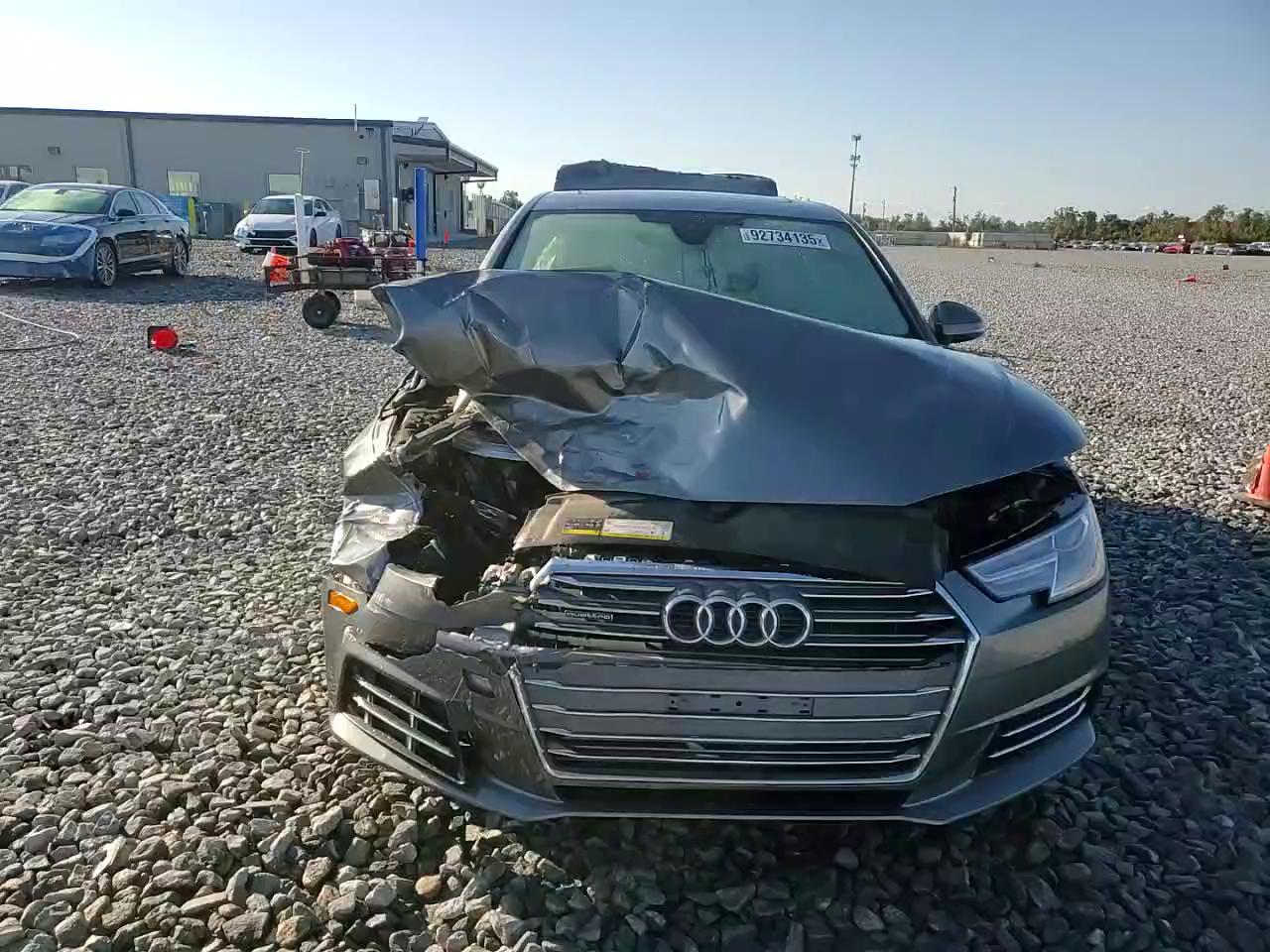 Фото: WAUANAF44HN062065