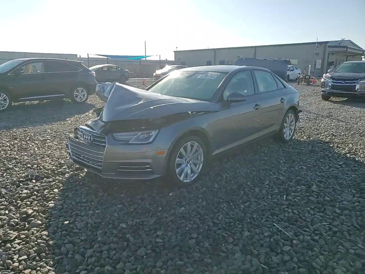 Фото: WAUANAF44HN062065