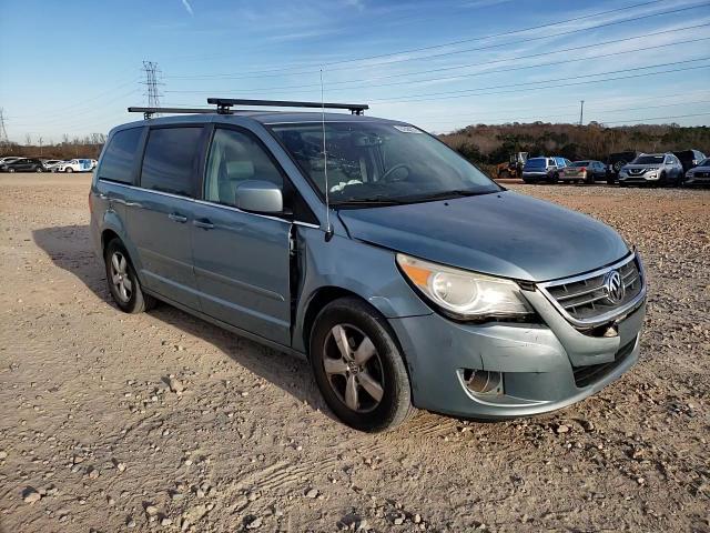 2010 Volkswagen Routan Se VIN: 2V4RW3D15AR272678 Lot: 94358235