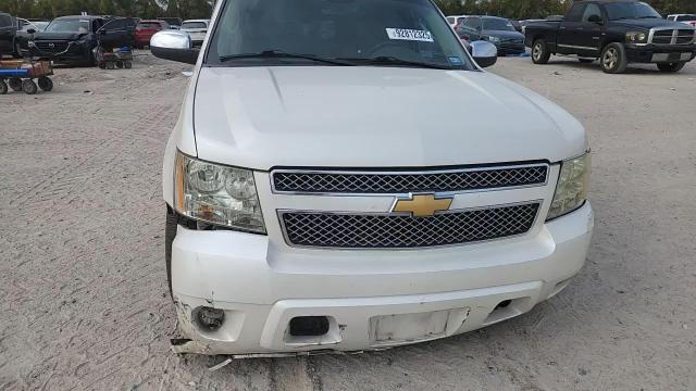 2013 Chevrolet Tahoe C1500 Ltz VIN: 1GNSCCE02DR260189 Lot: 92812325