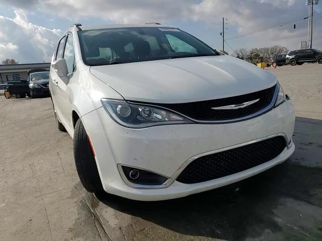 2017 Chrysler Pacifica Touring L VIN: 2C4RC1BG7HR583652 Lot: 93207075