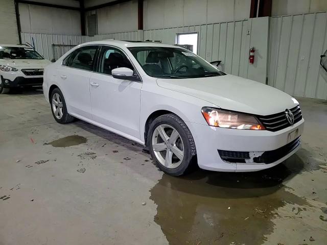 2013 Volkswagen Passat Se VIN: 1VWBP7A3XDC138717 Lot: 92375555