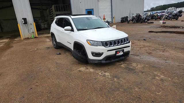 2019 Jeep Compass Latitude VIN: 3C4NJCBBXKT692907 Lot: 94174175