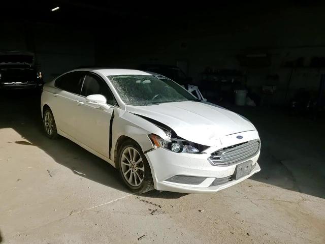 2017 Ford Fusion Se VIN: 3FA6P0H71HR389692 Lot: 93087835