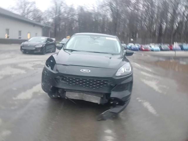 2021 Ford Escape S VIN: 1FMCU9F60MUA48917 Lot: 93255595