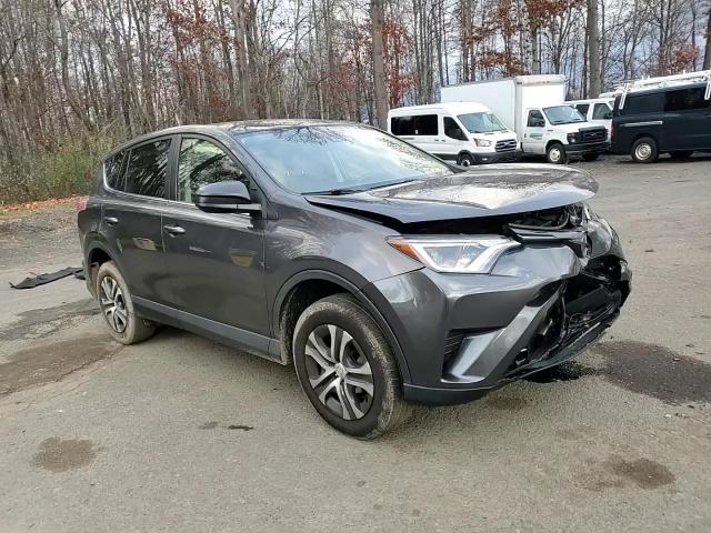 2018 Toyota Rav4 Le VIN: JTMBFREV4JJ218034 Lot: 92958815