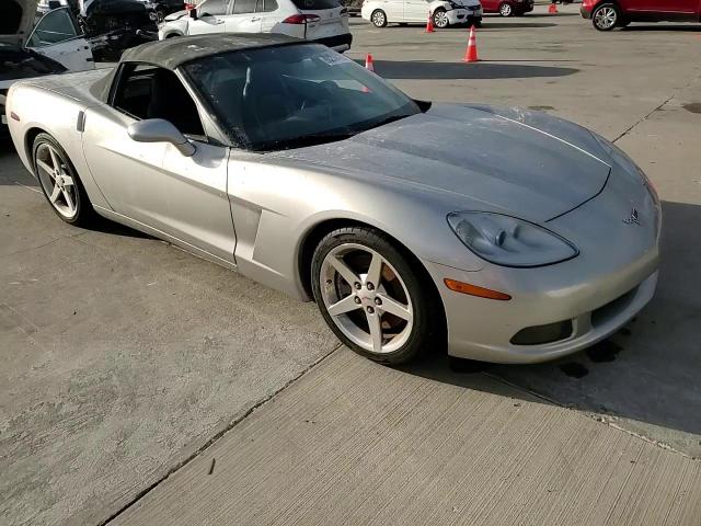 2005 Chevrolet Corvette VIN: 1G1YY34U355117052 Lot: 93239475