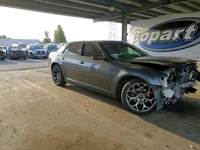 2018 Chrysler 300 S VIN: 2C3CCABG7JH212495 Lot: 91619835