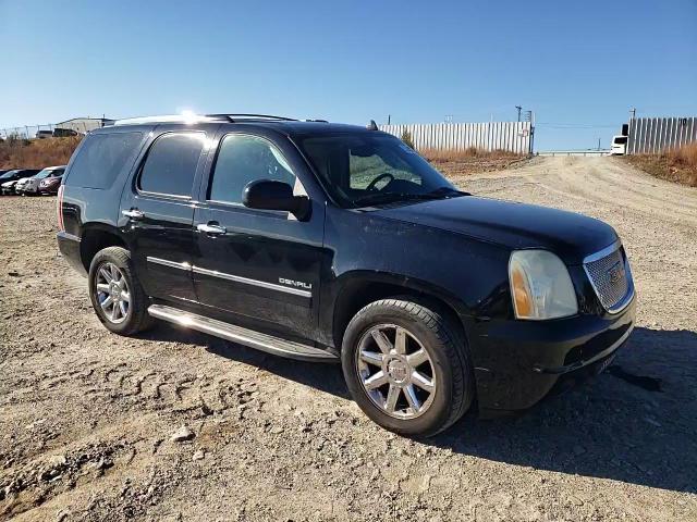 2010 GMC Yukon Denali VIN: 1GKUKEEF8AR193599 Lot: 92945245