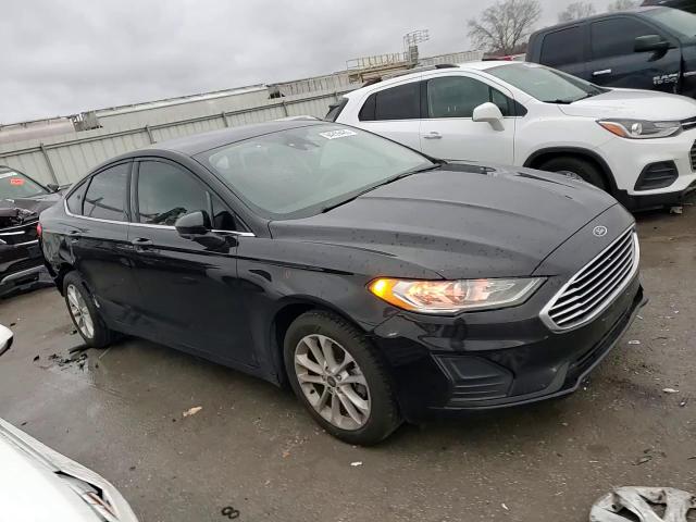 2019 Ford Fusion Se VIN: 3FA6P0HD1KR122064 Lot: 94259405