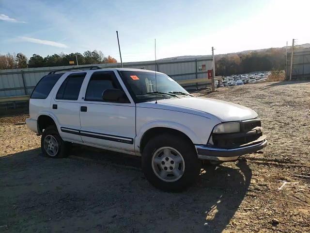 2000 Chevrolet Blazer VIN: 1GNDT13W0YK198956 Lot: 90746855