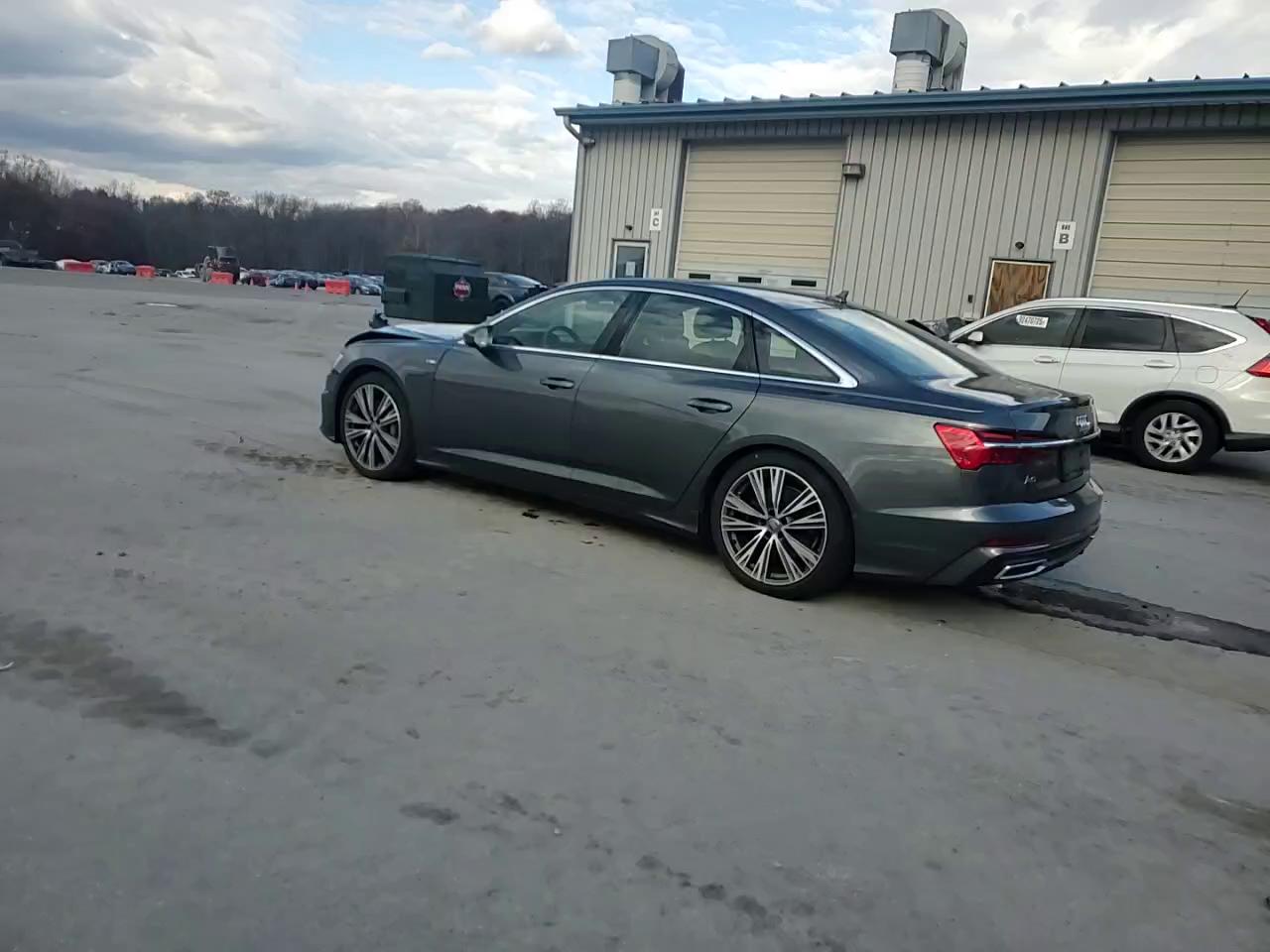 Фото: WAUL2AF21KN106224