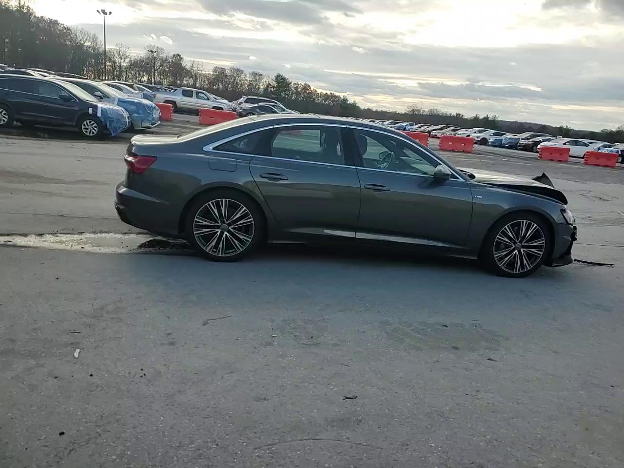 Фото: WAUL2AF21KN106224