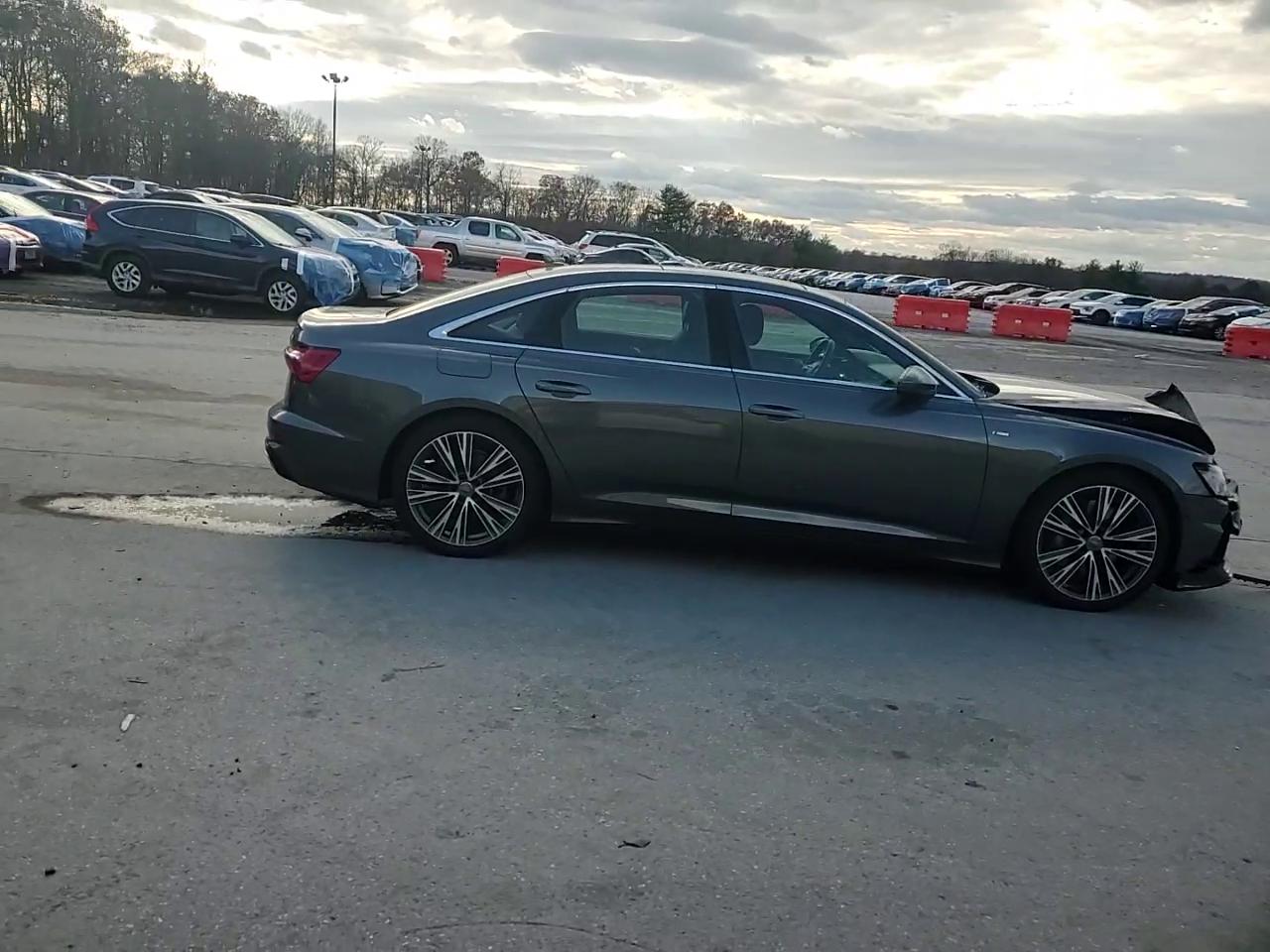 Фото: WAUL2AF21KN106224