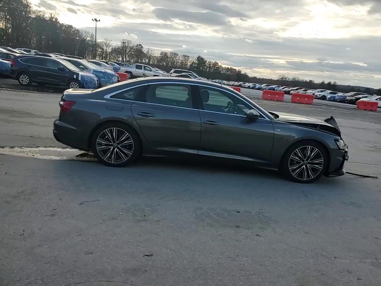 Фото: WAUL2AF21KN106224