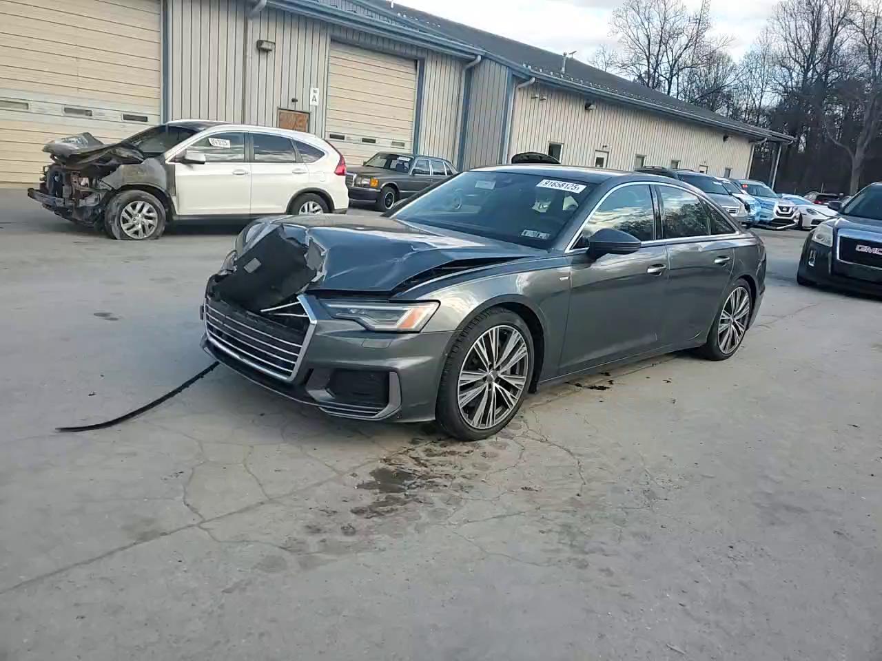 Фото: WAUL2AF21KN106224