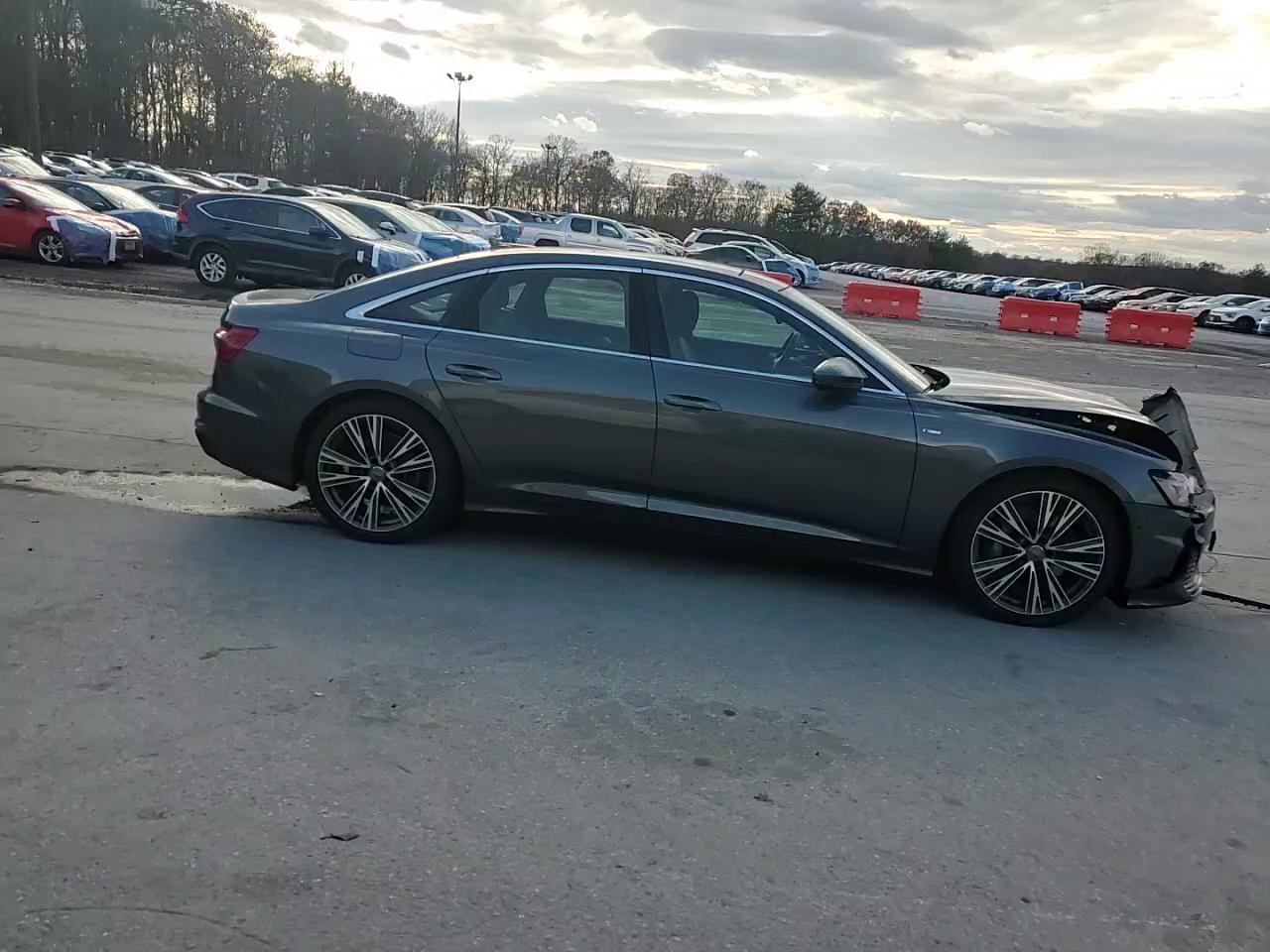 Фото: WAUL2AF21KN106224