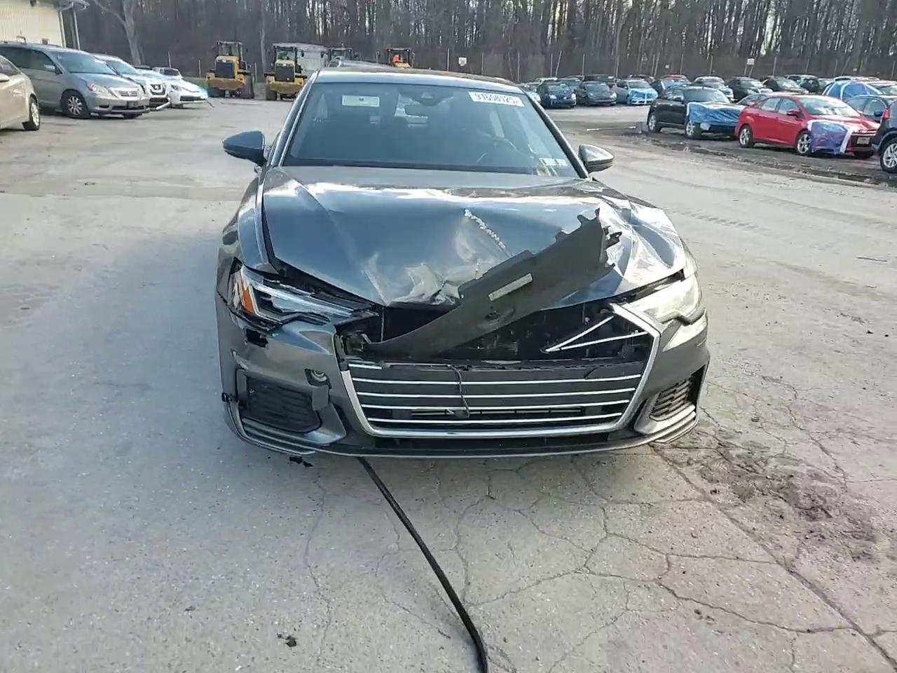 Фото: WAUL2AF21KN106224