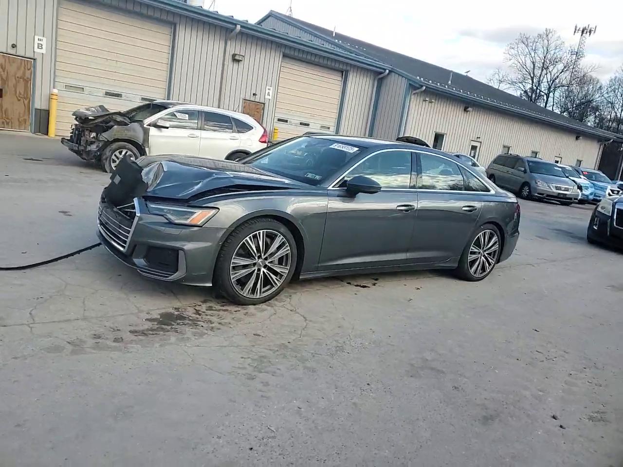 Фото: WAUL2AF21KN106224