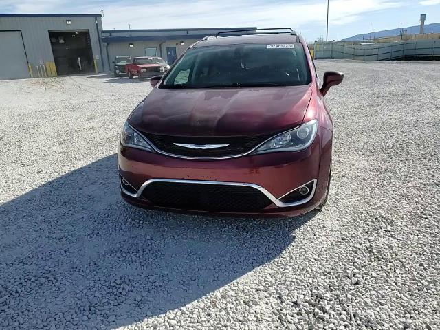 2019 Chrysler Pacifica Touring L VIN: 2C4RC1BG7KR680521 Lot: 92469225