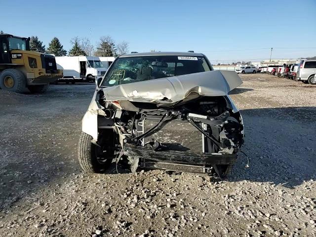 2011 Chrysler Town & Country Touring L VIN: 2A4RR8DG9BR665856 Lot: 92288415