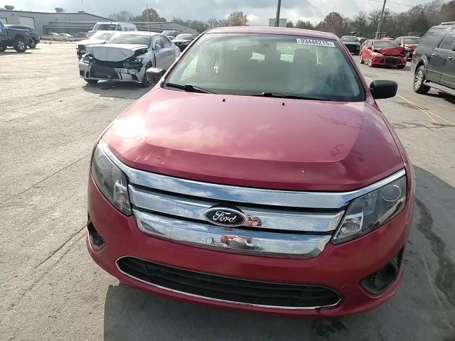 2012 Ford Fusion S VIN: 3FAHP0GA3CR348074 Lot: 93448215