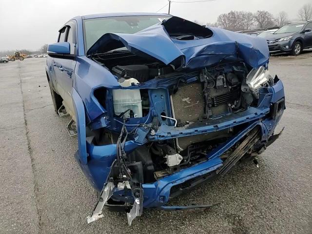 2018 Toyota Tacoma Double Cab VIN: 3TMDZ5BN1JM051941 Lot: 93403335