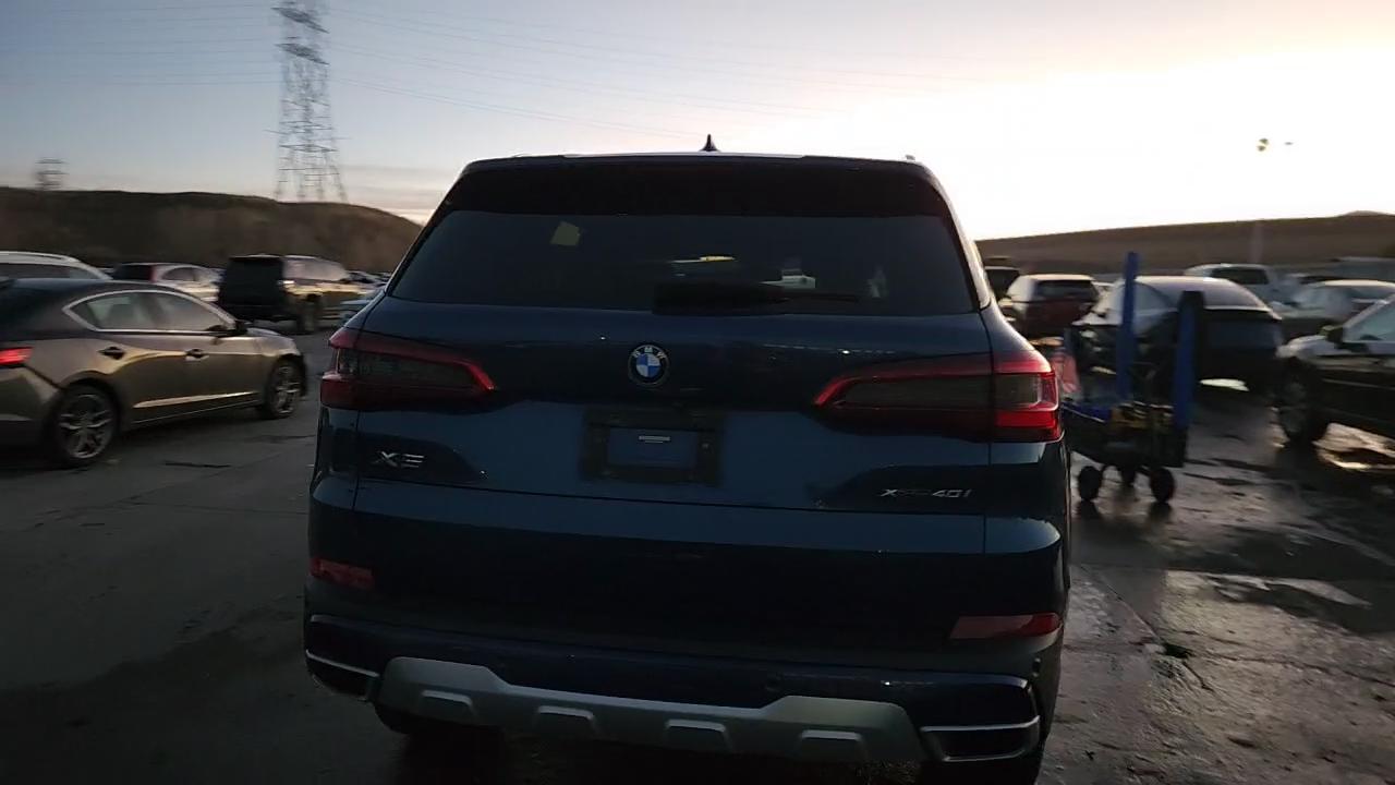 Фото: 5UXCR6C56KLL05869