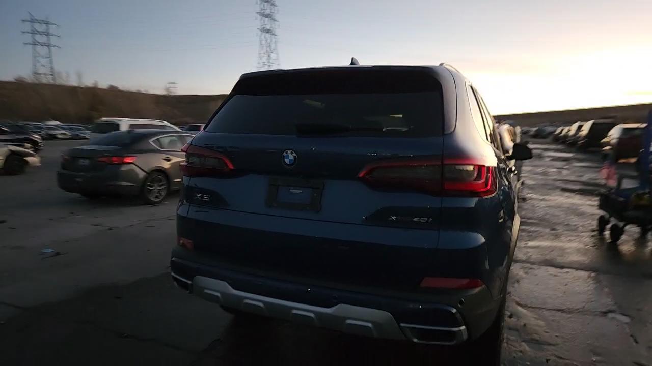 Фото: 5UXCR6C56KLL05869