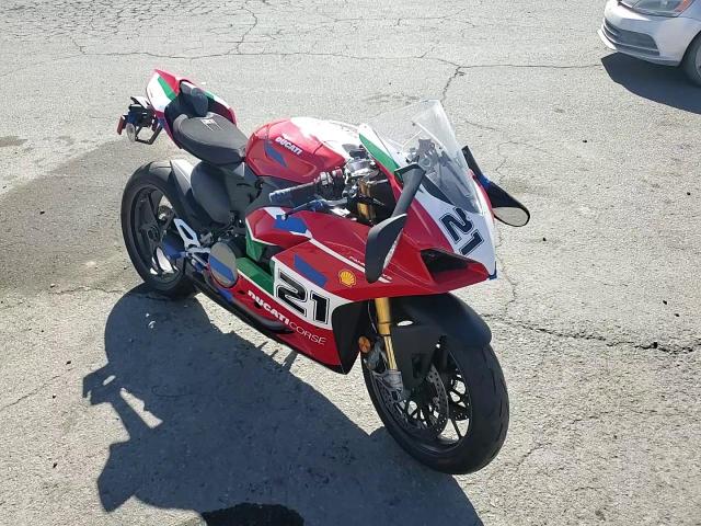 2025 Ducati Panigale V2 VIN: ZDMHAATW5SB015689 Lot: 91831855