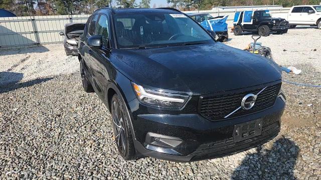 2019 Volvo Xc40 T5 Momentum VIN: YV4162XZ2K2012254 Lot: 93299475