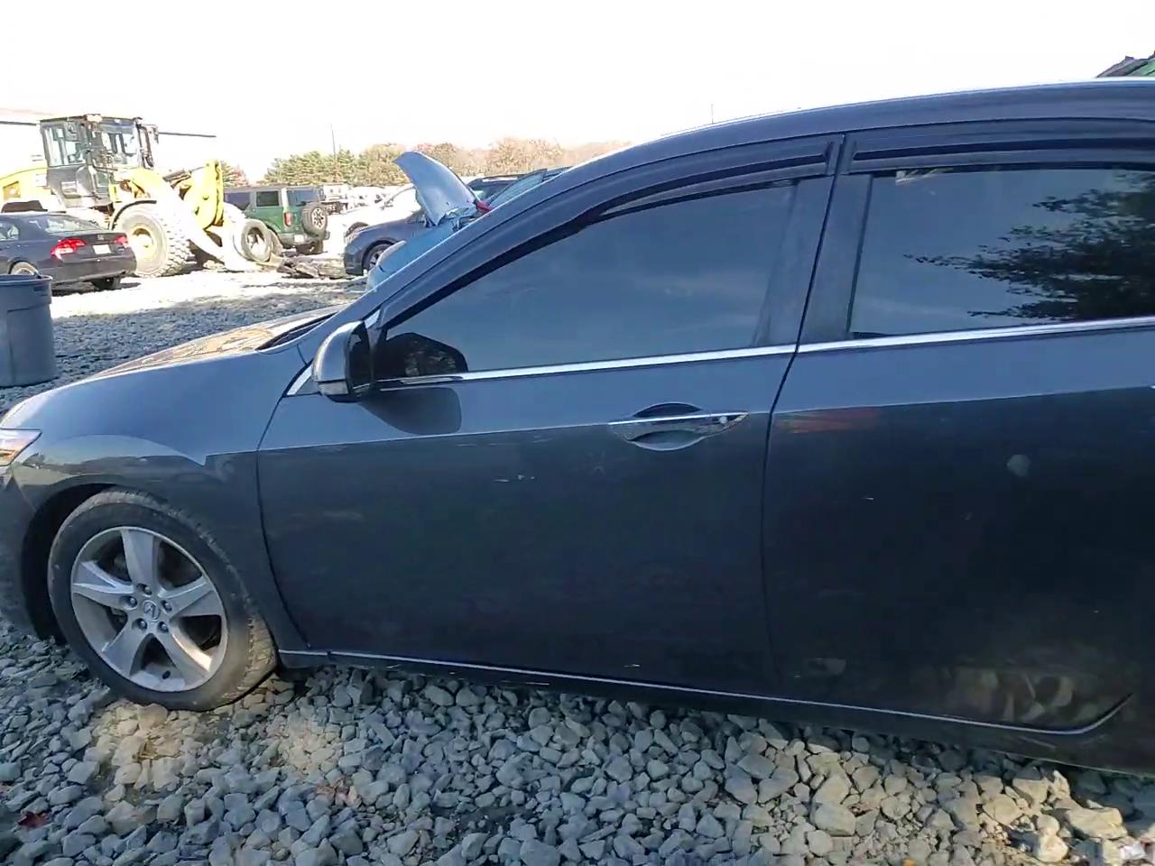 Фото: JH4CU2F48CC027729