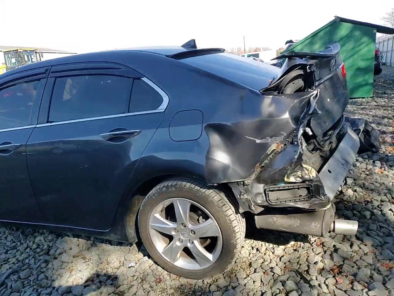 Фото: JH4CU2F48CC027729