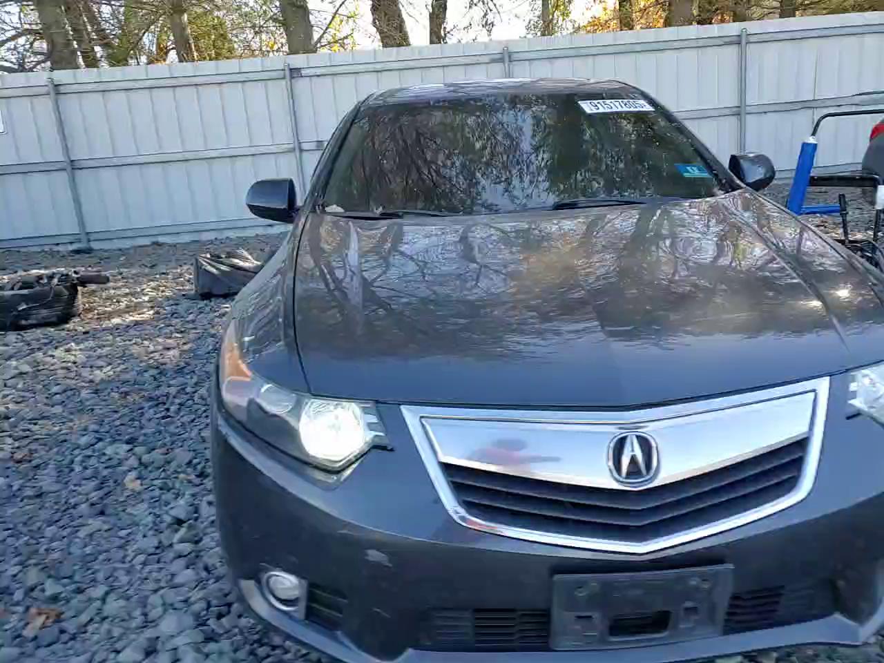 Фото: JH4CU2F48CC027729