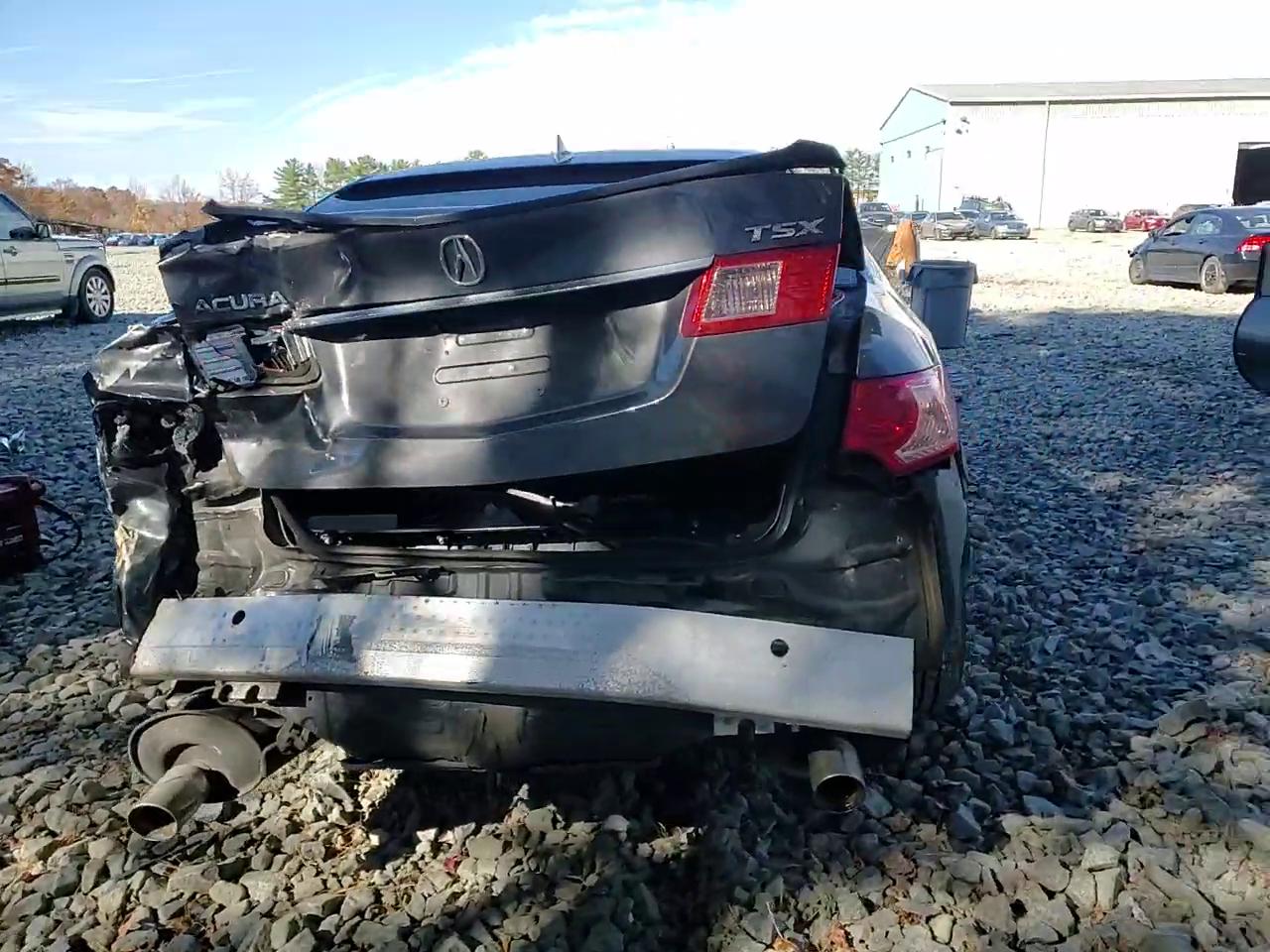 Фото: JH4CU2F48CC027729