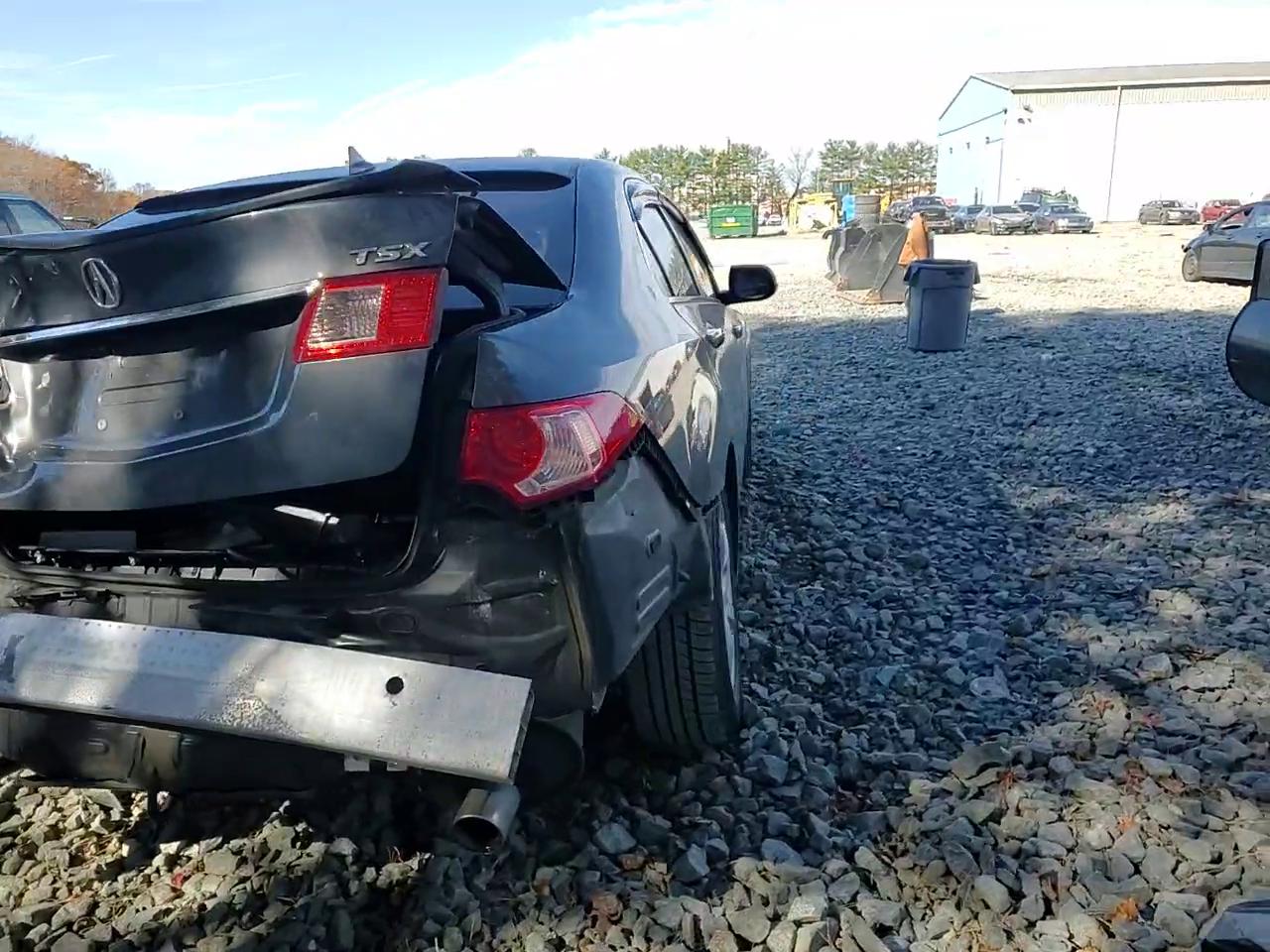 Фото: JH4CU2F48CC027729