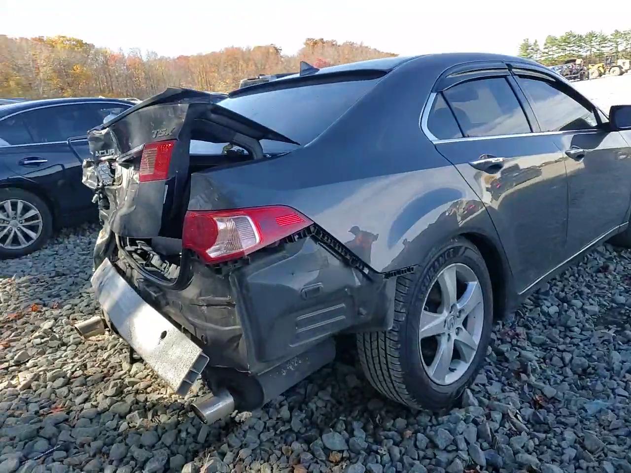 Фото: JH4CU2F48CC027729