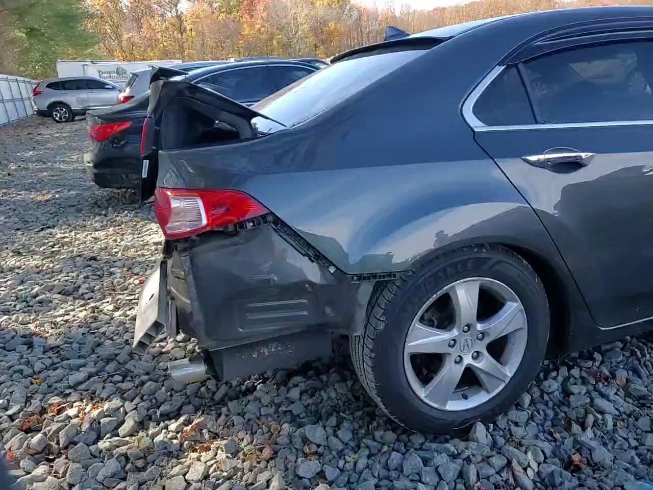 Фото: JH4CU2F48CC027729