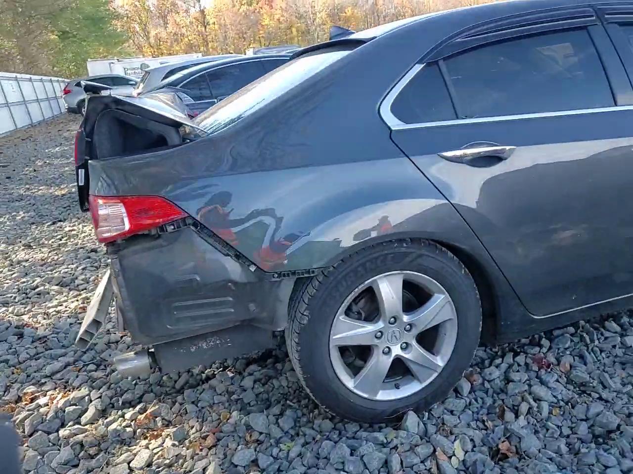 Фото: JH4CU2F48CC027729