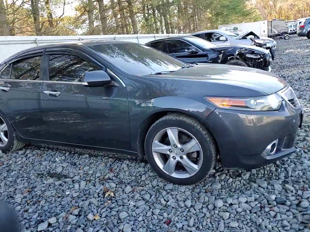 Фото: JH4CU2F48CC027729