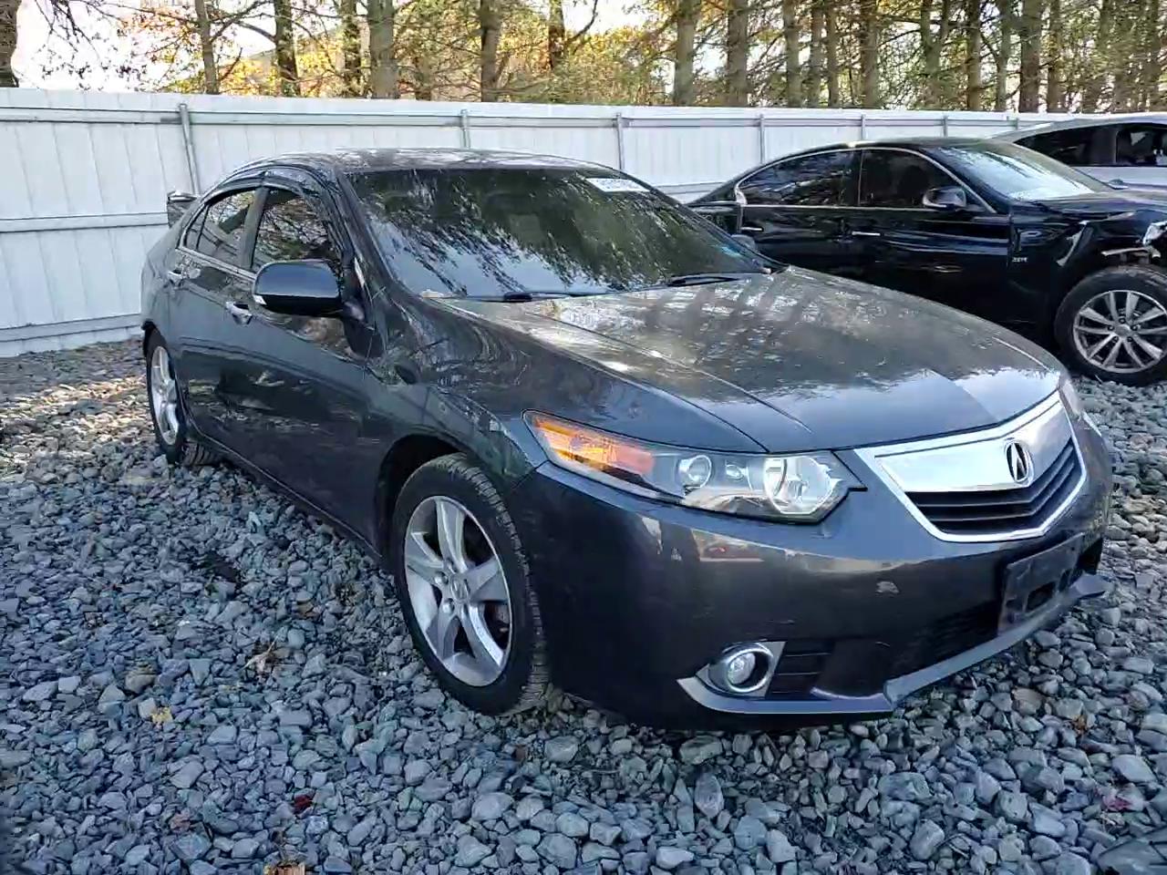 Фото: JH4CU2F48CC027729