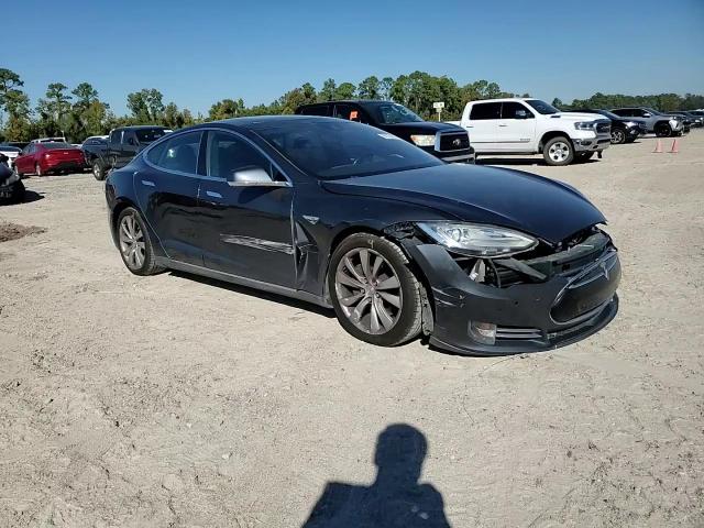 2015 Tesla Model S VIN: 5YJSA1E23FF106104 Lot: 91121615