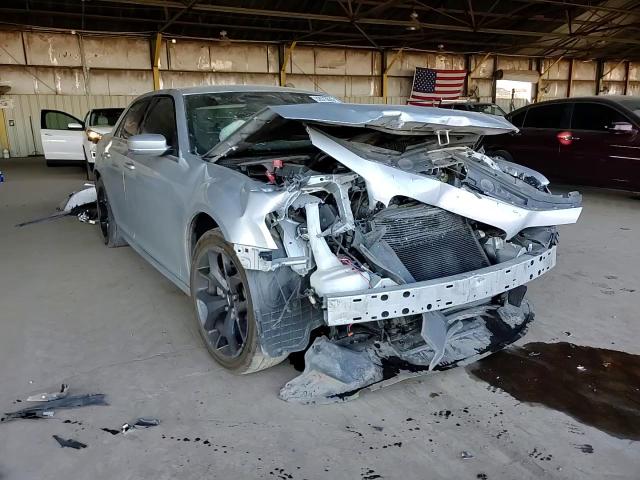 2022 Chrysler 300 Touring L VIN: 2C3CCADGXNH127380 Lot: 92673635