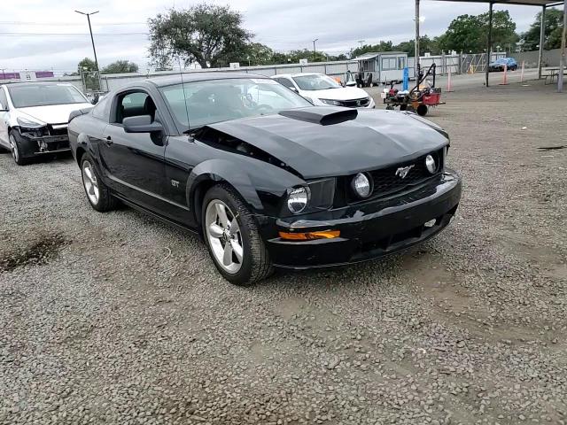 2007 Ford Mustang Gt VIN: 1ZVHT82H375258325 Lot: 92743255