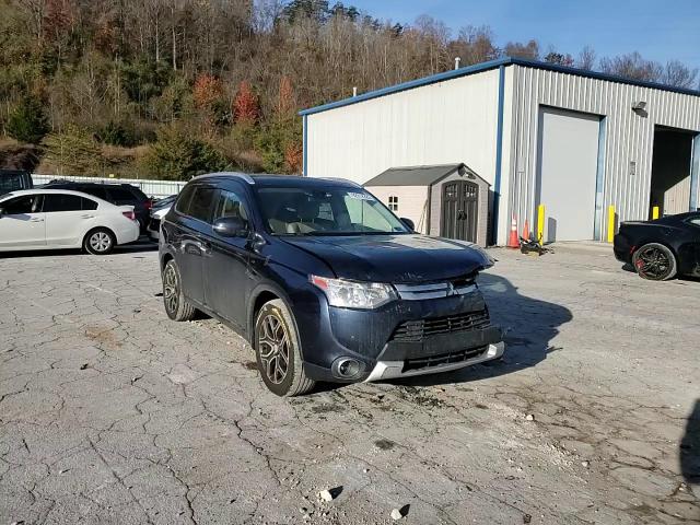 2015 Mitsubishi Outlander Gt VIN: JA4JZ4AX8FZ003420 Lot: 92912325