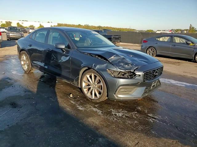 2019 Volvo S60 T6 Momentum VIN: 7JRA22TK4KG014437 Lot: 92687895