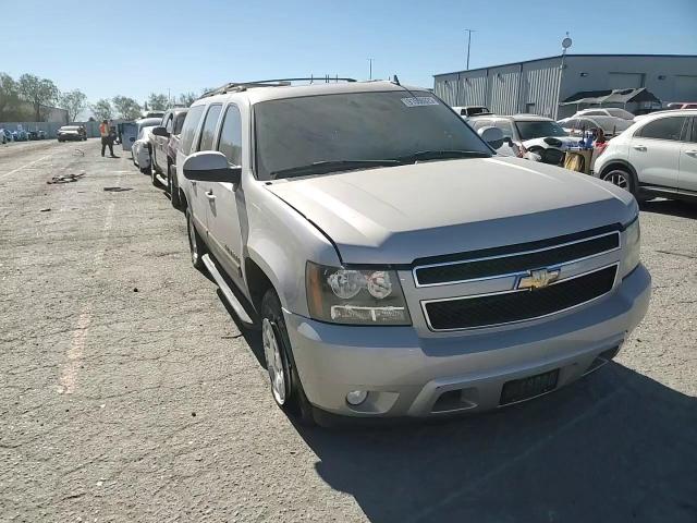2007 Chevrolet Suburban C1500 VIN: 3GNFC16J77G118051 Lot: 91598025