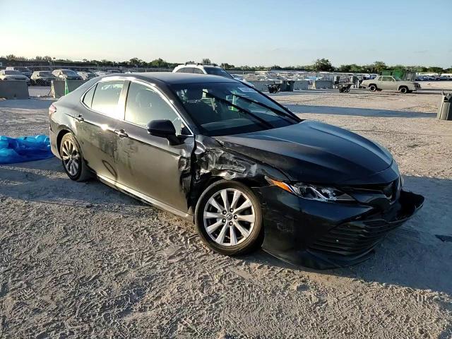 2020 Toyota Camry Le VIN: 4T1C11AK0LU913401 Lot: 93891465
