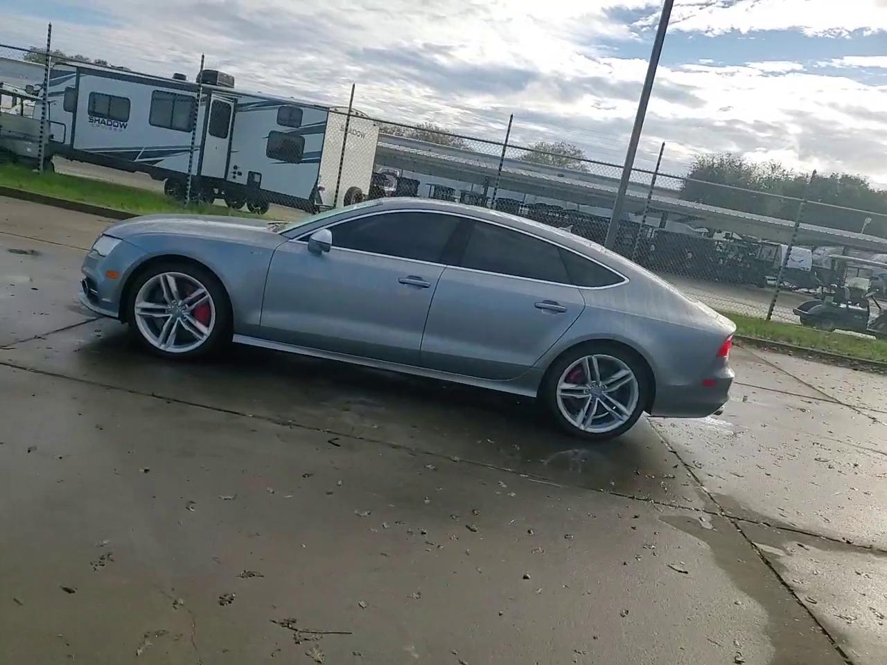 Фото: WAUW2AFC1EN148869